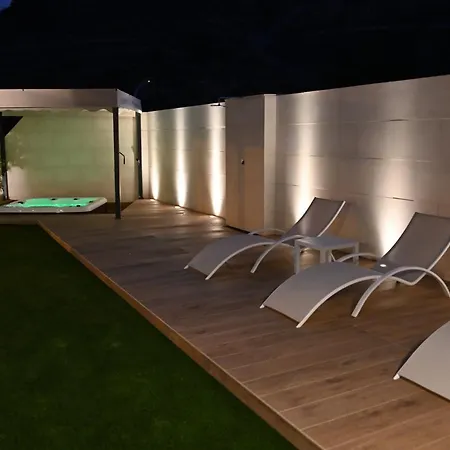 The Royal Garden By Lucia De Su Apartment